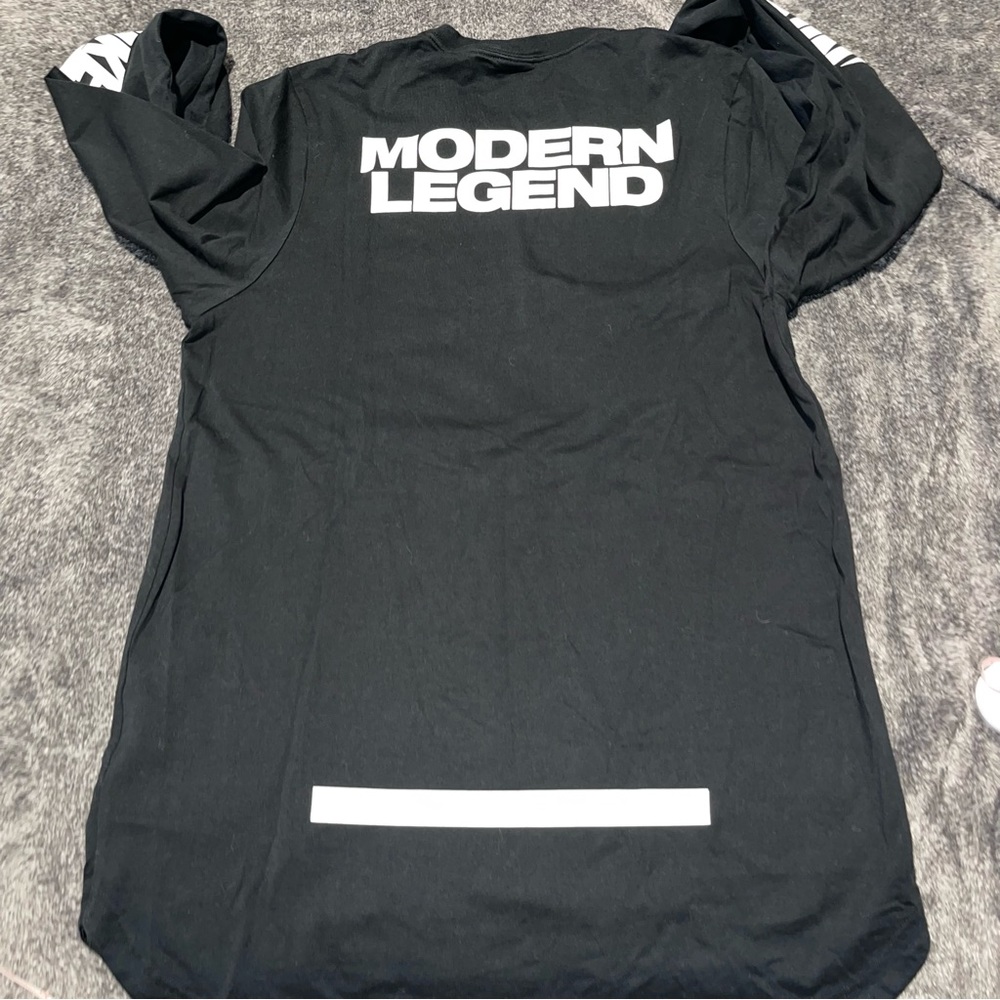 Men’s Long Sleeve 1982 Retro Vintage Air Shirt